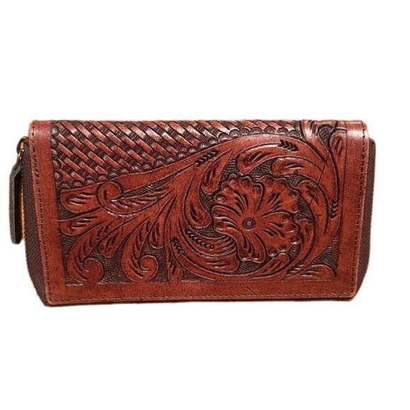 Hand Crafted Handbags - HANDCRAFTED Premium Genuine Embossed Leather Wallet Brown $149 Retail